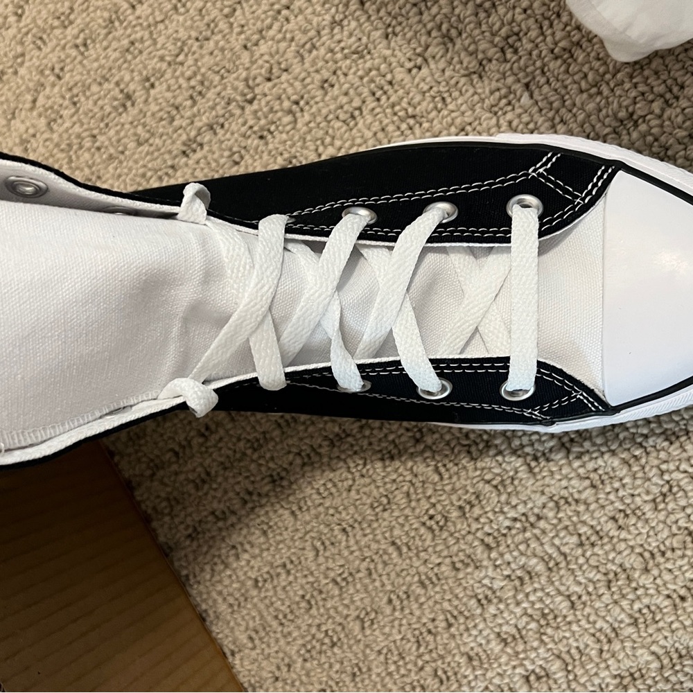 Converse Customs - Picture 7 of 9